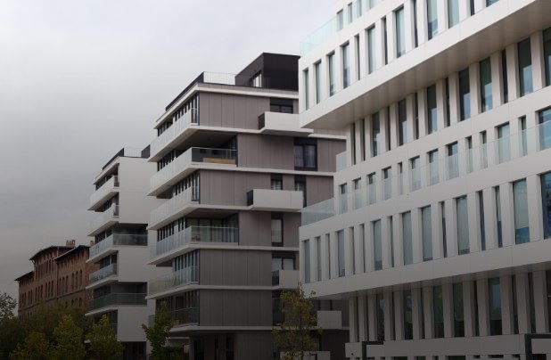 Things to keep in mind when buying luxury apartments - Celebrity Prime